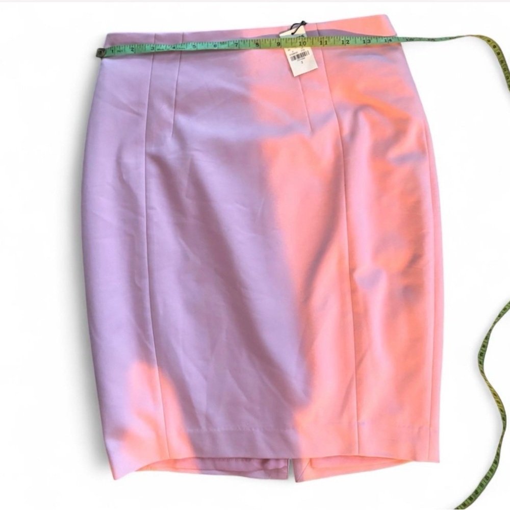 Express NWT Women's Pink Knee Length Skirt - Lined, with Slit in back - Picture 2 of 9